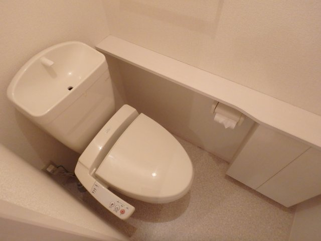 【トイレ】 | アーバンハイツ段上 | ゆったりとした空間のトイレです