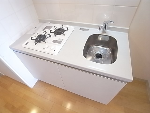 尼崎市杭瀬本町１丁目の賃貸マンションのキッチン