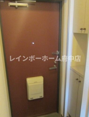 コーボック飛田給Ⅱの玄関