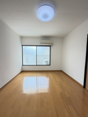 【居間・リビング】 | 赤坂通7丁目戸建て