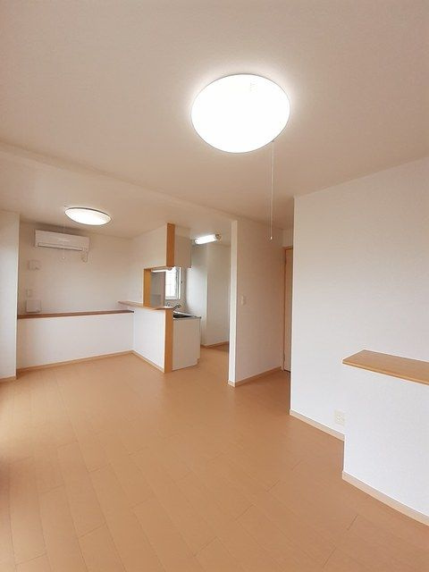 リクレイムＡの居間・リビング