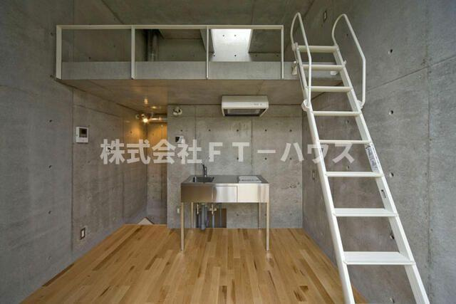Ｙ’ｓ　Ａｎｎｅｘの居間・リビング