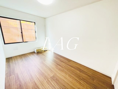 【居間・リビング】 | オグフラット | 洋室のお部屋です。