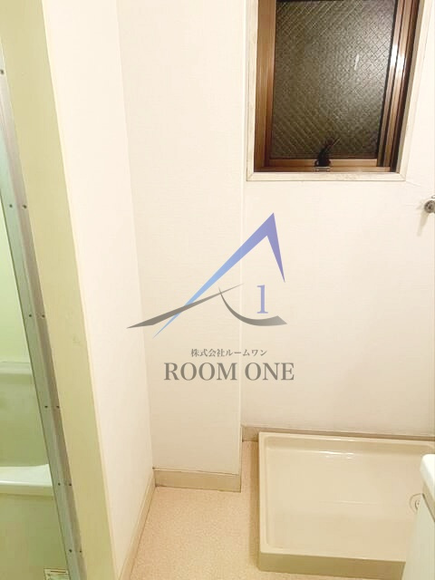 クレッセントハイムの設備|洗濯機置場です。