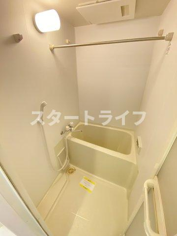 大阪市淀川区西中島４丁目の賃貸マンションの浴室
