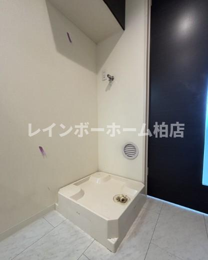 特典：仲介手数料が50％OFFです‼の設備|室内洗濯機置き場です