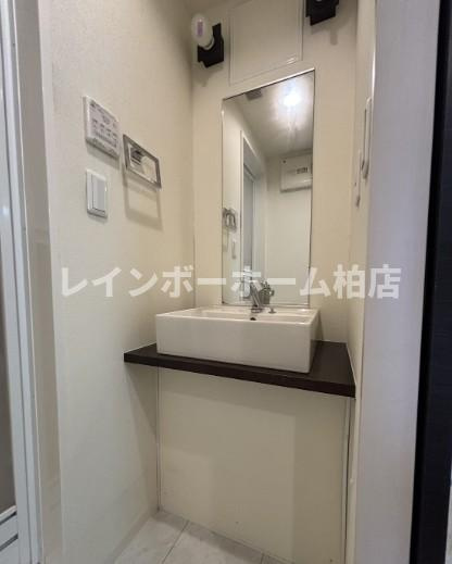 特典：仲介手数料が50％OFFです‼の洗面所|独立洗面台です