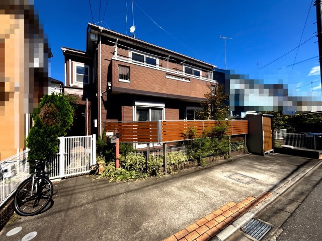 分譲地内でも平坦な区画位置！以降は東側に進むにつれて傾斜している為、雨水等も前面に溜まらず洪水のリスク等にもご安心頂ける立地となっております。