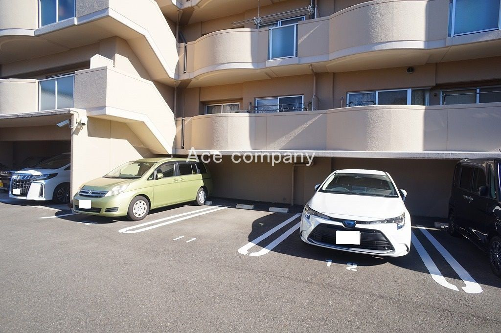 【駐車場】の画像