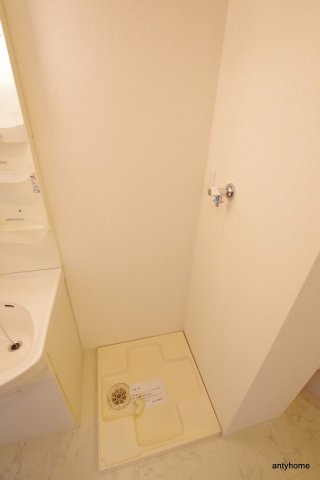 ドゥーエ江坂1　仲介手数料無料のその他
