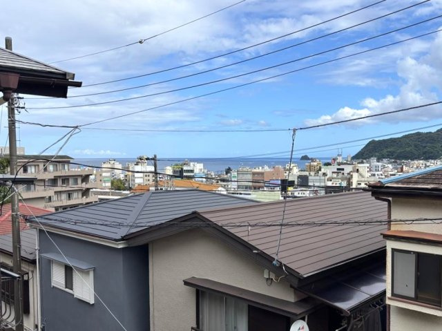 伊東駅徒歩6分　利便性の良い温泉付き2LDKの展望|海と花火大会を見ることができます