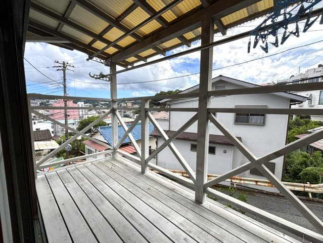 伊東駅徒歩6分　利便性の良い温泉付き2LDKのバルコニー