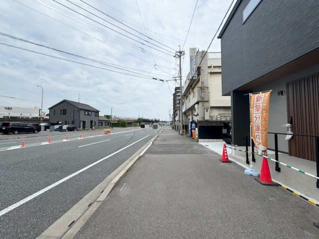 －フタバホームー戸畑区中原西3丁目　【戸畑区　新築戸建て】の前面道路含む現地写真|道幅広々♪　【戸畑区　新築戸建て】

