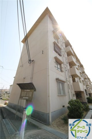 鈴谷住宅3号棟の外観