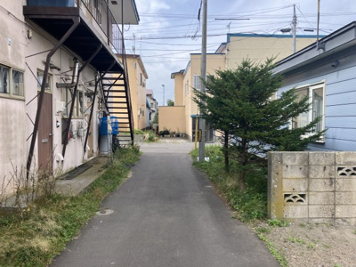 【前面道路含む現地写真】 | 新富士町4丁目8-43売地