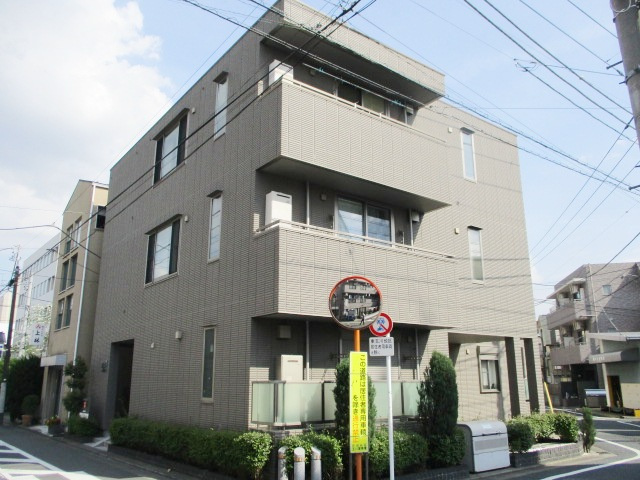ルミエール田園調布の外観