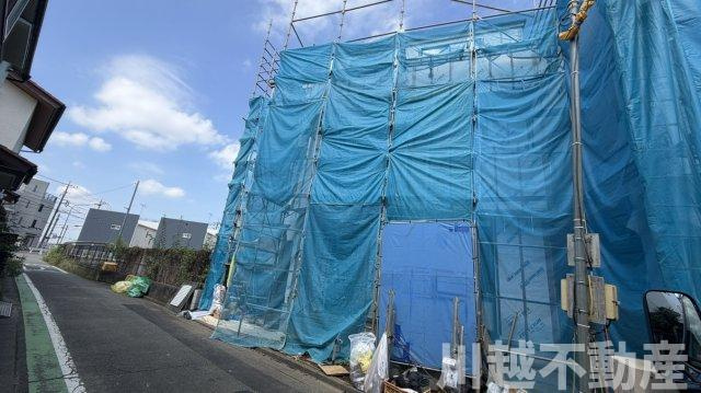 鶴瀬小学校徒歩1分でお子様の通学も安心！