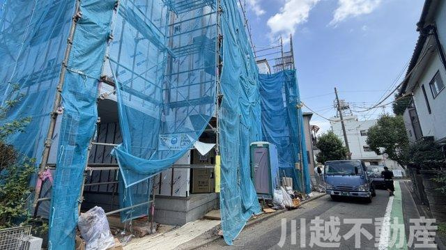 鶴瀬小学校徒歩1分でお子様の通学も安心！の前面道路含む現地写真|前面道路含む現地写真です