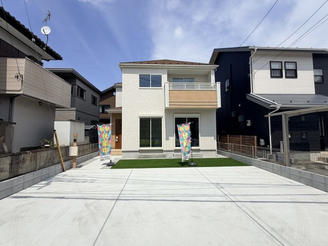 新築　高崎市石原町　家具・エアコン付きの外観|おしゃれな外観です