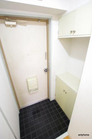 ハイツオークラ天神橋　仲介手数料無料の玄関