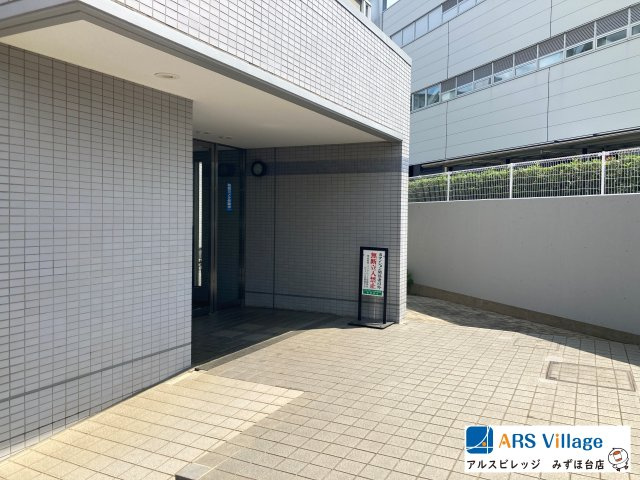 プランヴェールみずほ台のエントランス|エントランスアプローチ