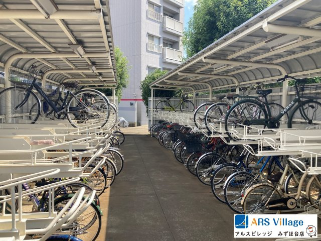 プランヴェールみずほ台の駐輪場|屋根付き