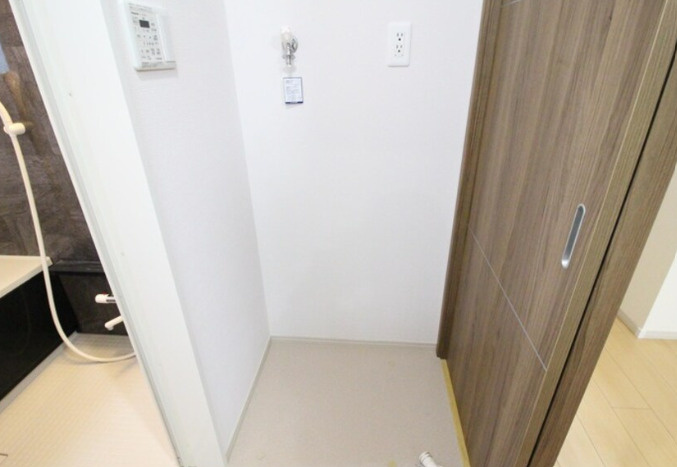 エルグランドパティオ参番館の設備|室内に洗濯機置き場があります