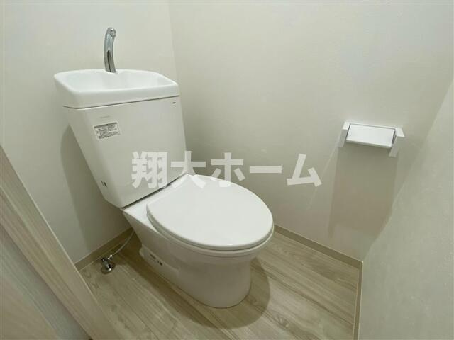 白岩ビルのトイレ