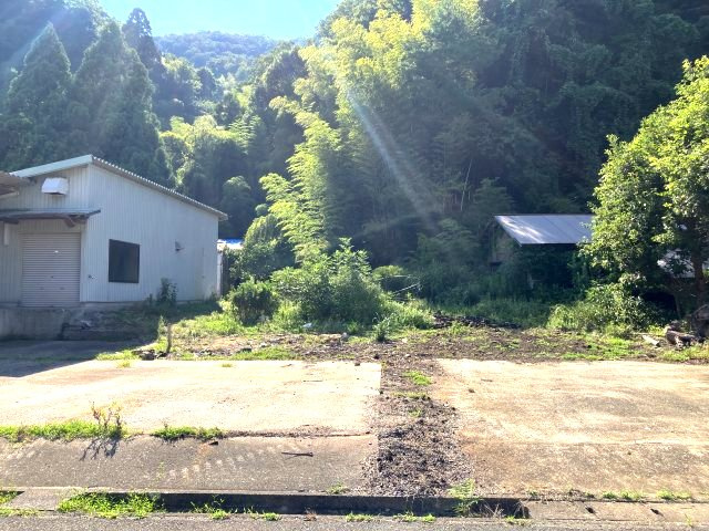 城崎町上山　倉庫の外観