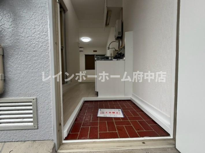 ハイツコシムラの玄関