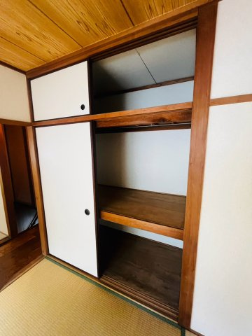 妙法寺字池町貸家の収納