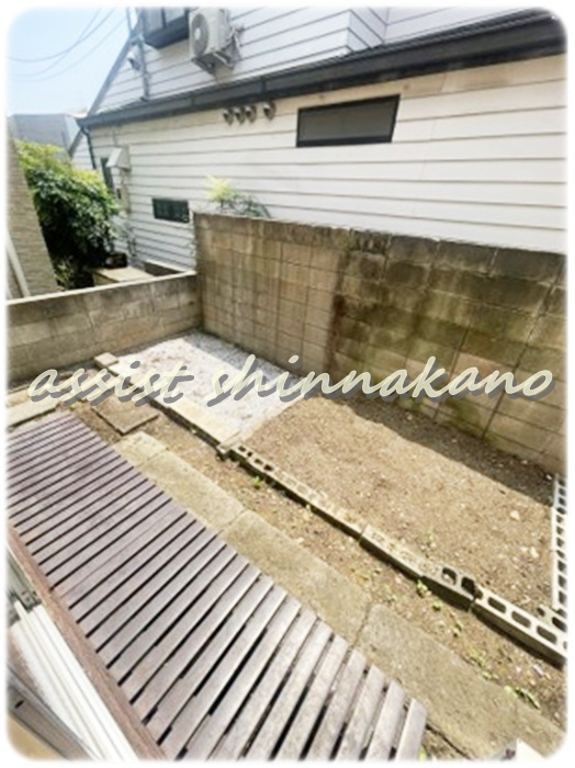 ヤマトテラスの庭