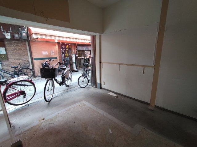 豊中市庄内東町１丁目の店舗事務所