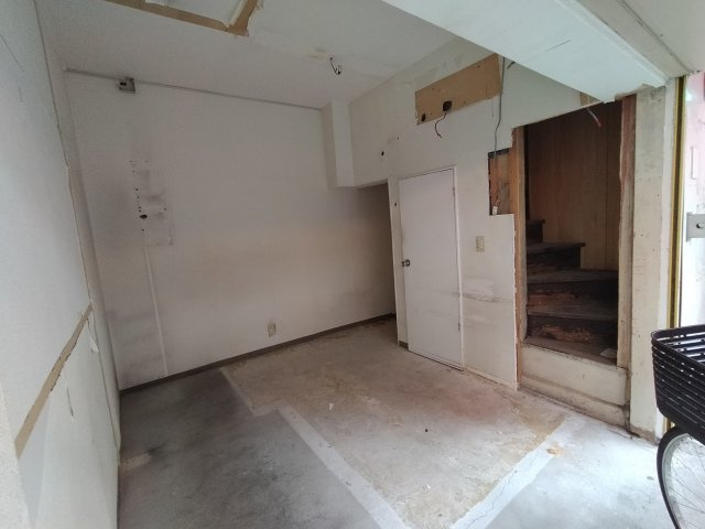 豊中市庄内東町１丁目の店舗事務所