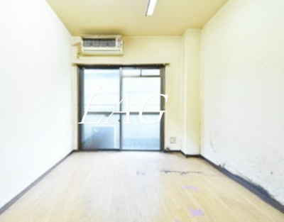 【居間・リビング】 | 狸家ビル | 洋室のお部屋です。