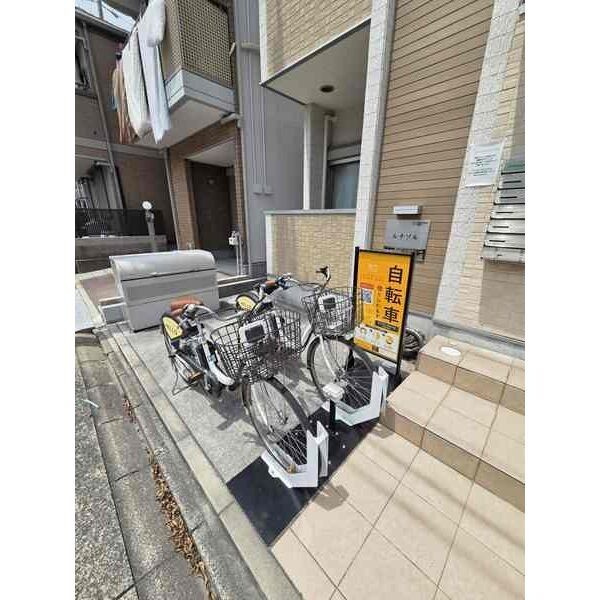ルナソル　名古屋市賃貸　仲介手数料無料の駐車場