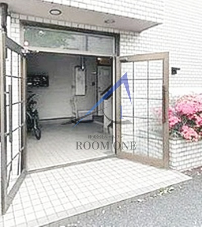 サンシャインハイツ草加のエントランス|エントランスです。