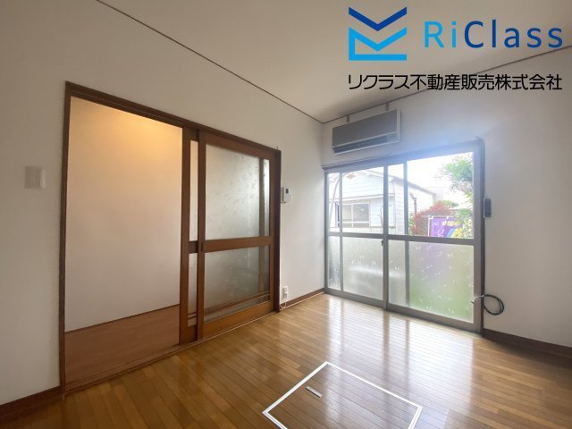 オーナーチェンジ物件　神戸市北区鈴蘭台南町１丁目5の洋室|個人の部屋や寝室として使える洋室です