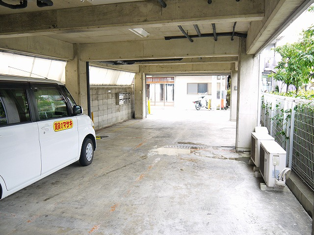 ラビタジャッロ柳町の駐車場