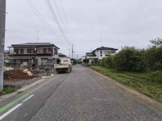 BLOOMING GARDEN　深谷市桜ケ丘の前面道路含む現地写真