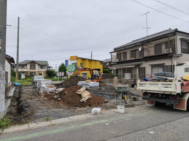 BLOOMING GARDEN　深谷市桜ケ丘の前面道路含む現地写真