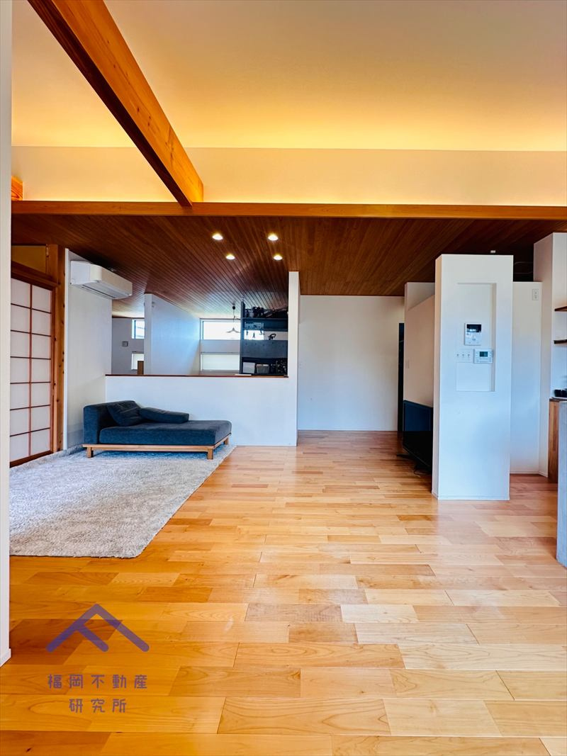 糟屋郡新宮町大字湊　戸建ての居間・リビング