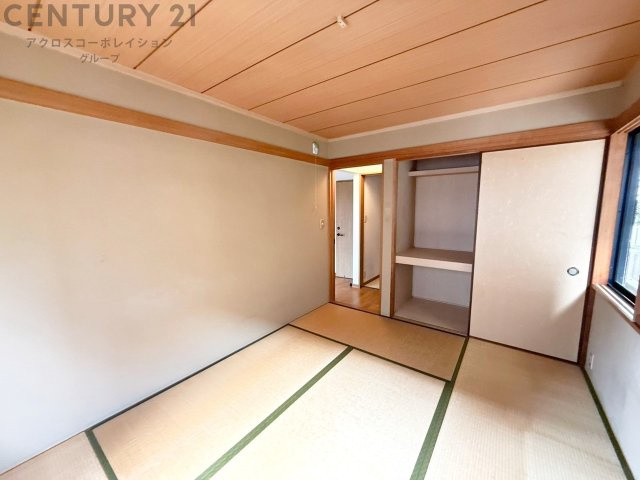 安心のミサワホーム施工：大手のハウスメーカーが施工した、しっかりとした造りの住まいです。広々としたLDK：2階のリビングダイニングキッチンは約20帖もの広さがあり、家族でゆったり過ごせます。