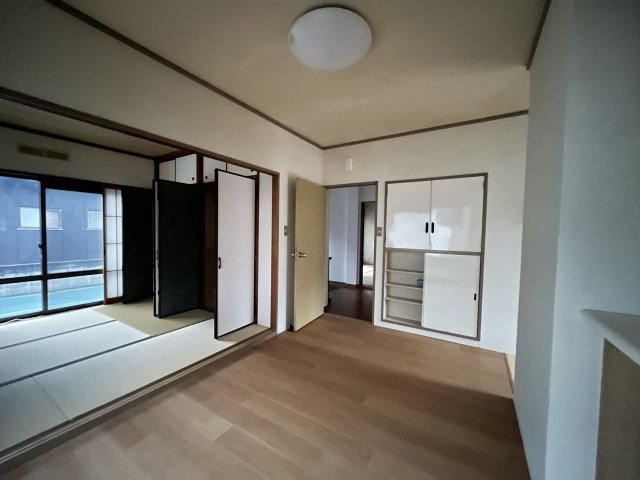 新開２丁目貸家の浴室