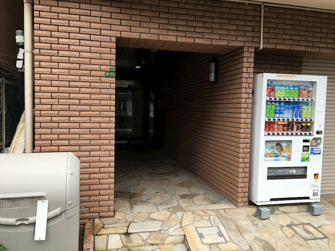 【エントランス】