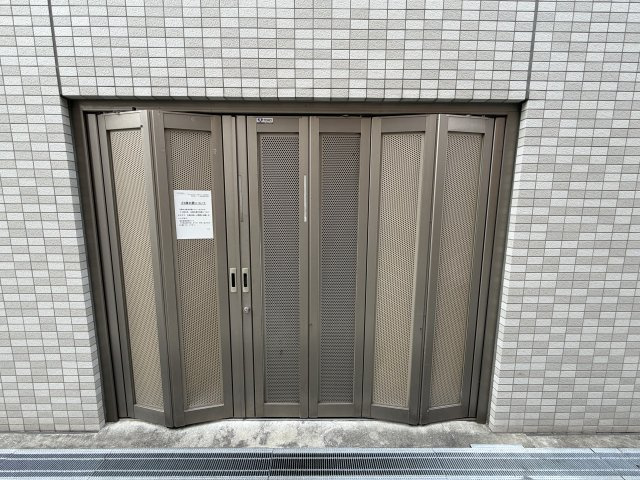 【エントランス】クリスタルグランツ大阪センターst.