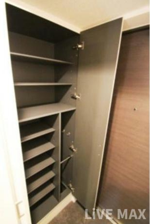 【収納】プレサンス上町台リベルテ