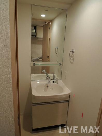 【洗面所】プレサンス上町台リベルテ 
