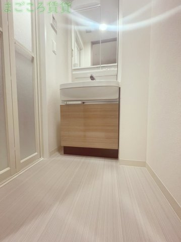 【独立洗面台】 | プレサンスOSAKA DOMECITYビーツ