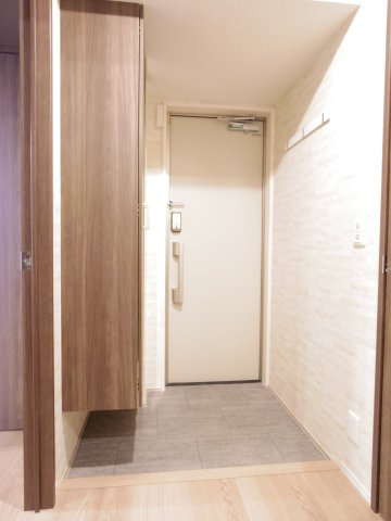 Ｄ-Ｓｅｒｅｎｏ大和田Ｎの玄関|※同仕様写真です
